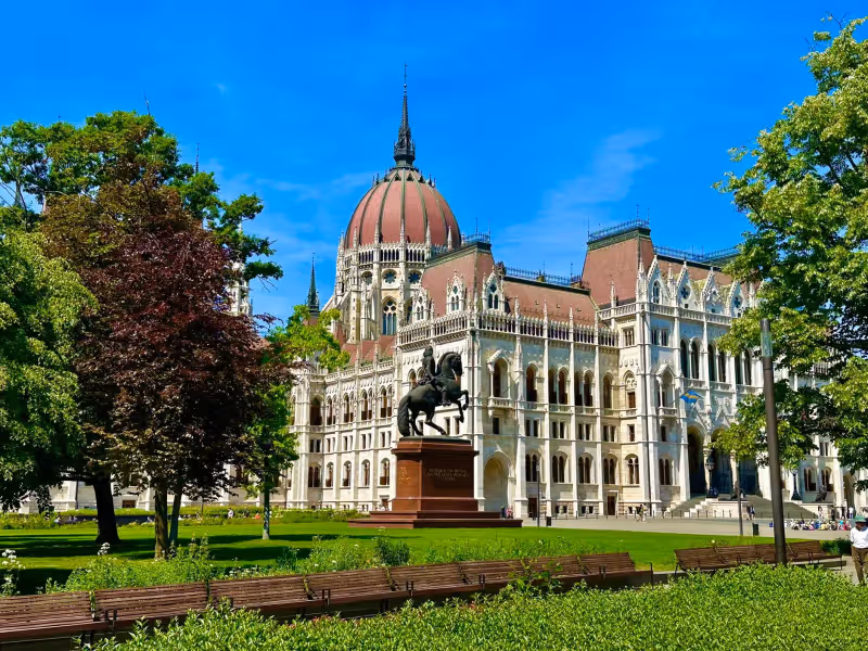 Hungarian Parliament Building Entry Ticket and Audio Guide