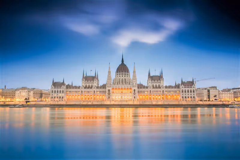 Budapest Grand City Tour with Parliament Visit